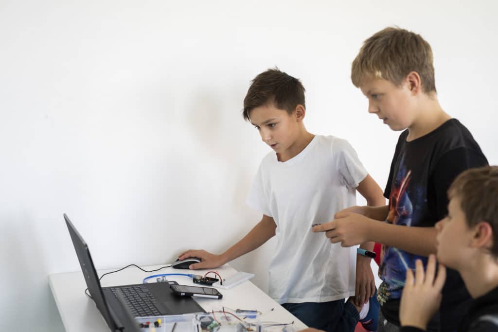 course-image-url